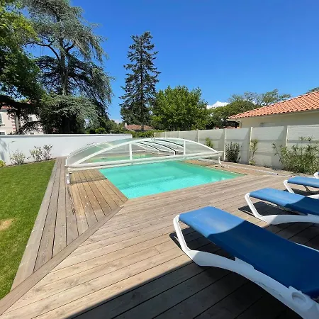 Villa Des Pins